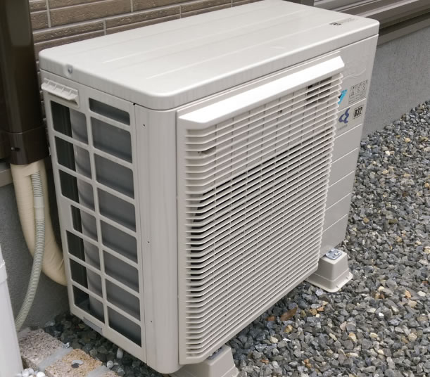 エアコン室外機内部例